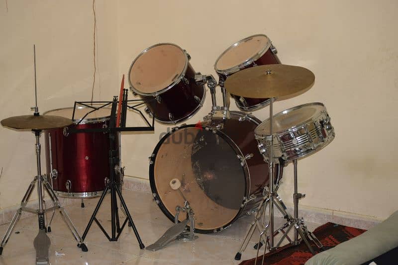 Acoustic-Drum-Sets. 5