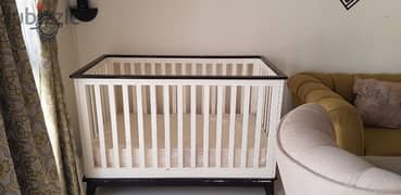 Giggles Baby Crib For Sale 0