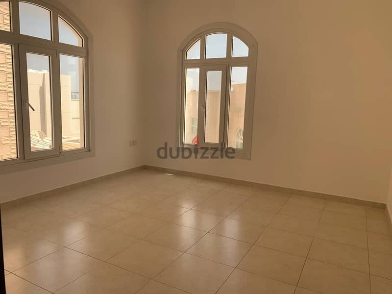 6BHK villa close the beach located al hail north golden square 16