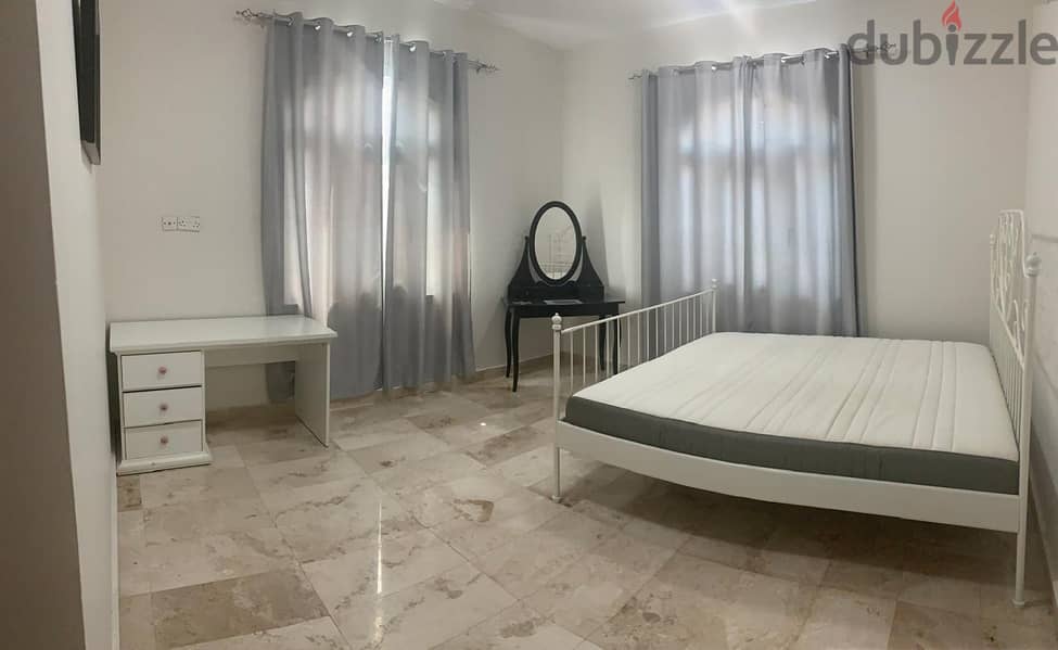 3 BHK ground floor furnished apartment near saida fatima mousqe hail n 4