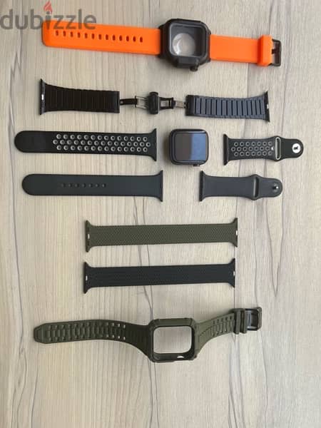 Apple Watch Series 6 44mm with charger and 7 bands 0