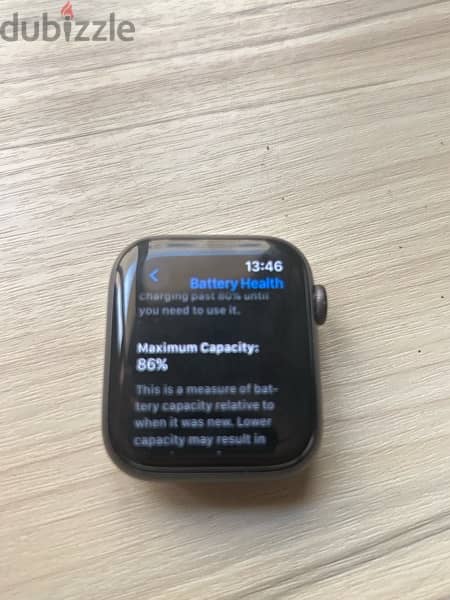 Apple Watch Series 6 44mm with charger and 7 bands 5