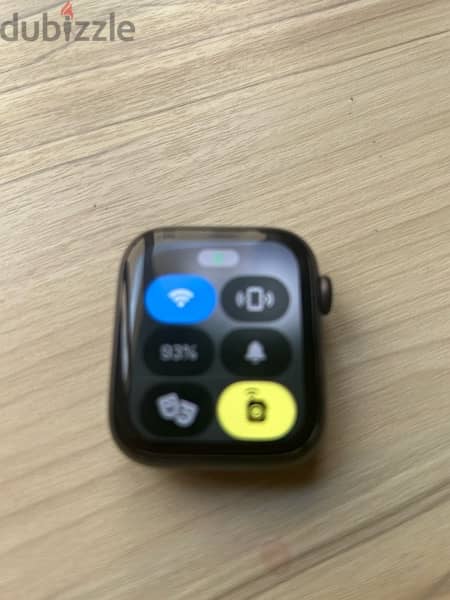 Apple Watch Series 6 44mm with charger and 7 bands 6