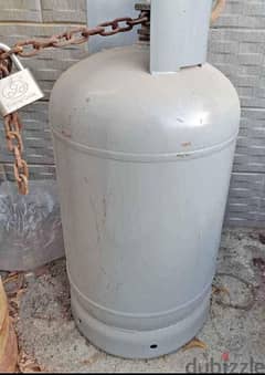 Gas cylinder