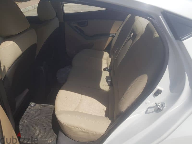 Hyundai Elantra 2012 7