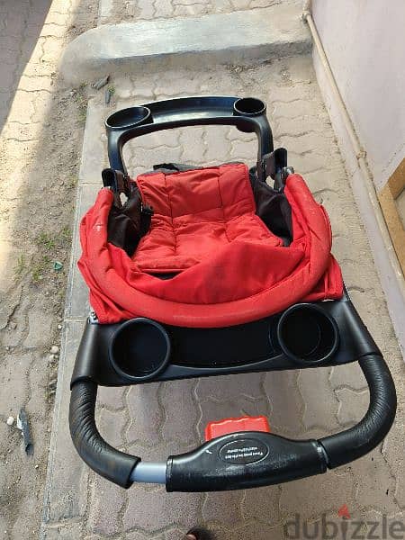 baby stroller, pram, like new. no fault 2