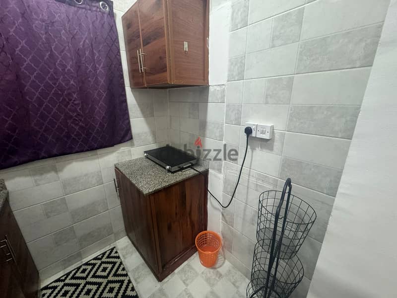 غرف مفروشة أستوديوهات مفروش Furnished studios and room's 18