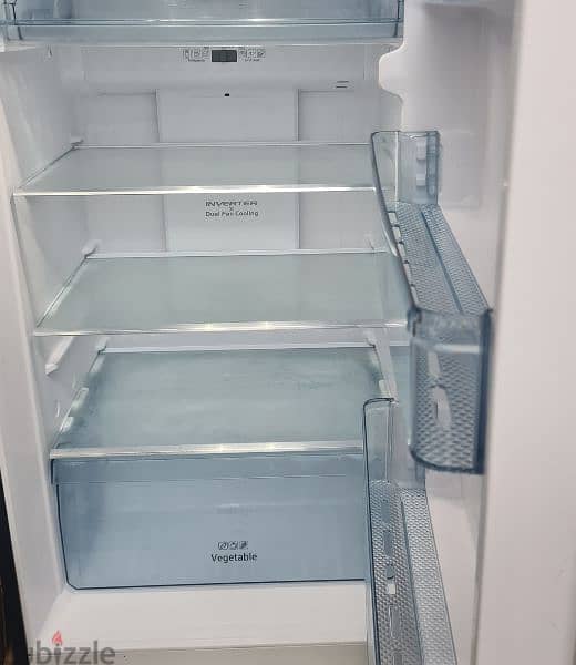 Hitachi Refrigerator - Freezer 1