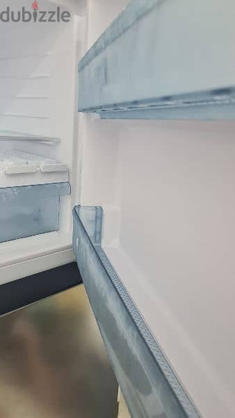 Hitachi Refrigerator - Freezer 6