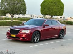 كرايسلر SRT 6.4 موديل 2012 خليجي وكالة عمان نظيف جداً