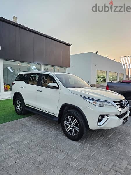 Toyota Fortuner 2020 3