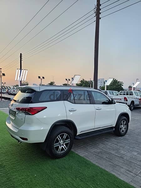 Toyota Fortuner 2020 7