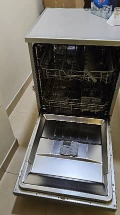 Samsung Dish Washer Silver DW60M5050FS/SG