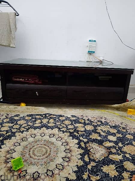 woden sofa table with high quality glass. . 2