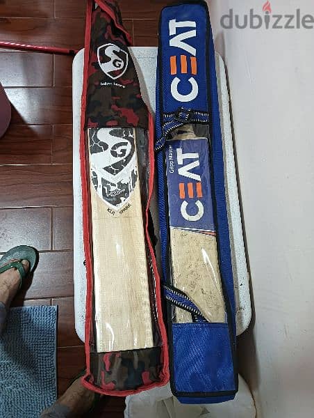 1)Cool  box
2)CEAT BAT 
3) KASHMIR BILLOW BAT NO. 7. . . 7