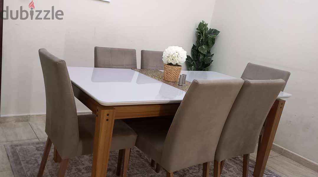 Dining table with 6 chairs 1