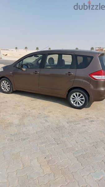 Suzuki Ertiga 2015 10