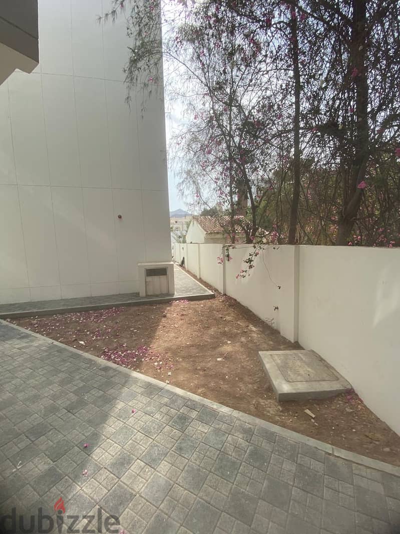 3Me36 Luxurious 4+1BHK Villa for rent in MQ 10