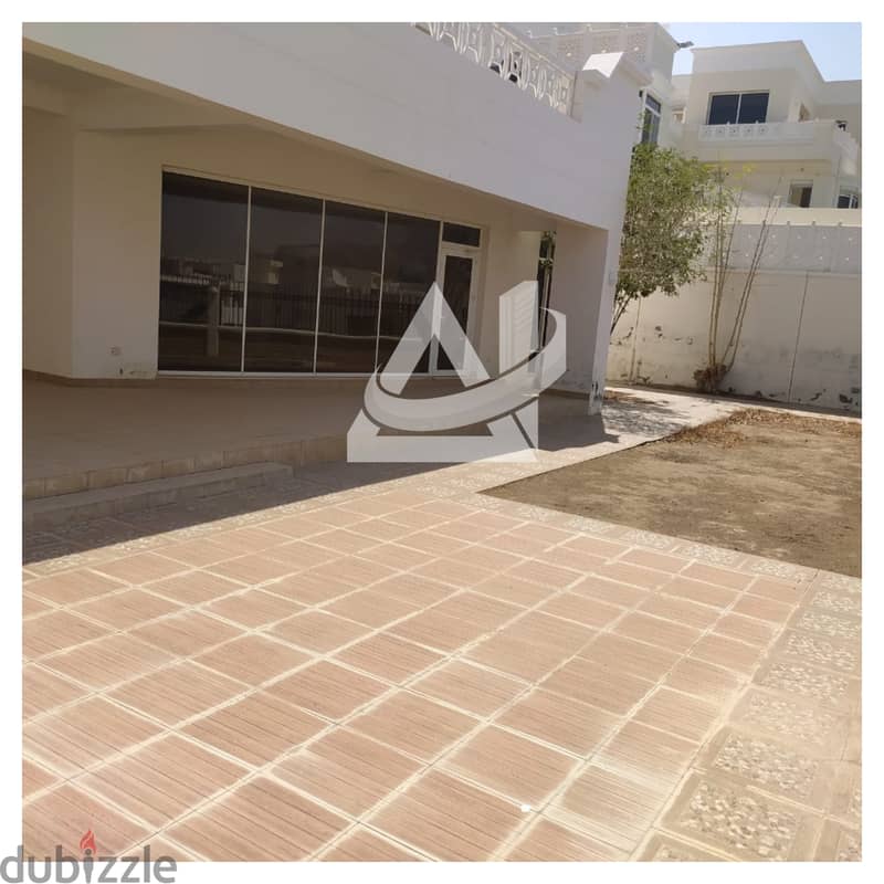 ADV938** 6 bhk + Maid's villa for rent in Qurum 4