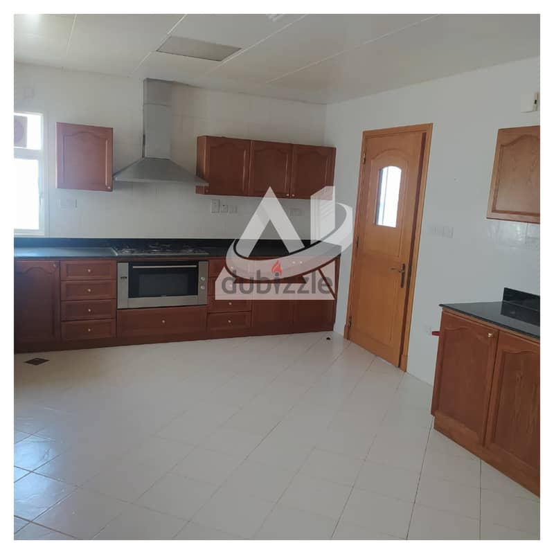 ADV938** 6 bhk + Maid's villa for rent in Qurum 7