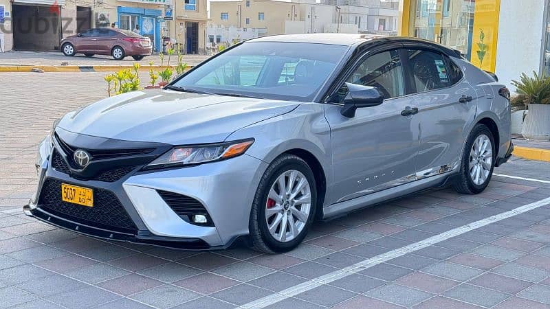 Camry LE 2018 1