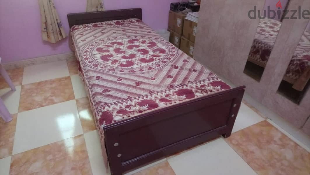 SINGLE WOODEN BED WITH MATRESS 5