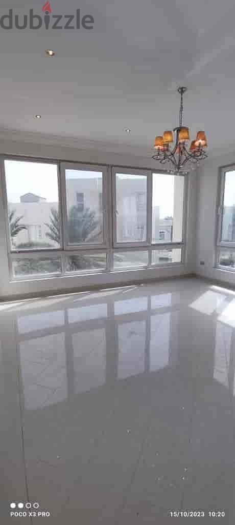 "SR-AV-342 *Luxurious Villa for Rent in Seeb – Beachside Bliss Awaits 7