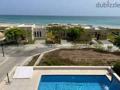 One bedroom villa sea view, second line from the beachfront in Jebel S