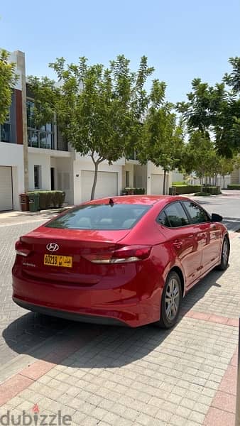 Hyundai Elantra 2017 1