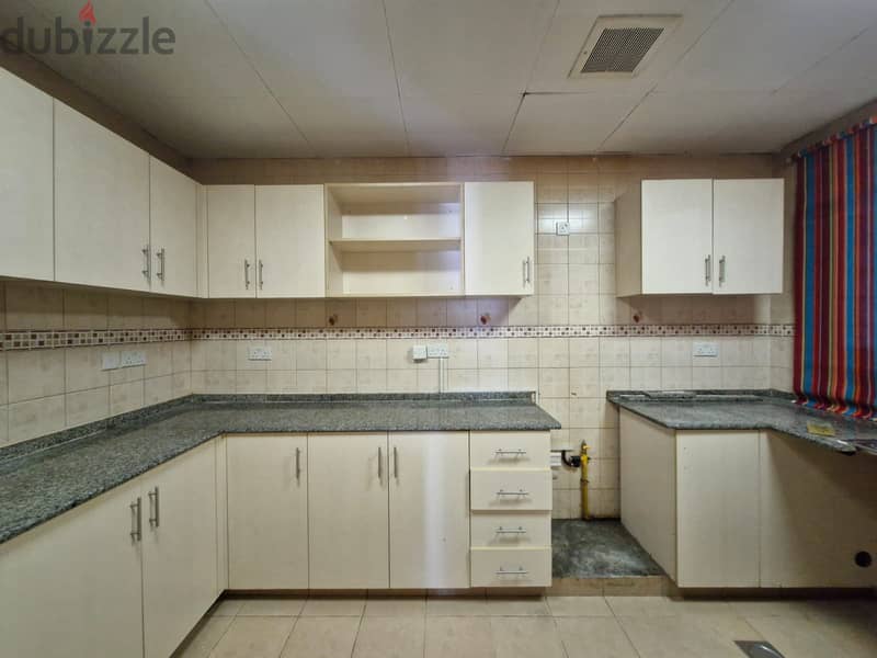 2 BR Great Flat in Shatti Boulevard 3