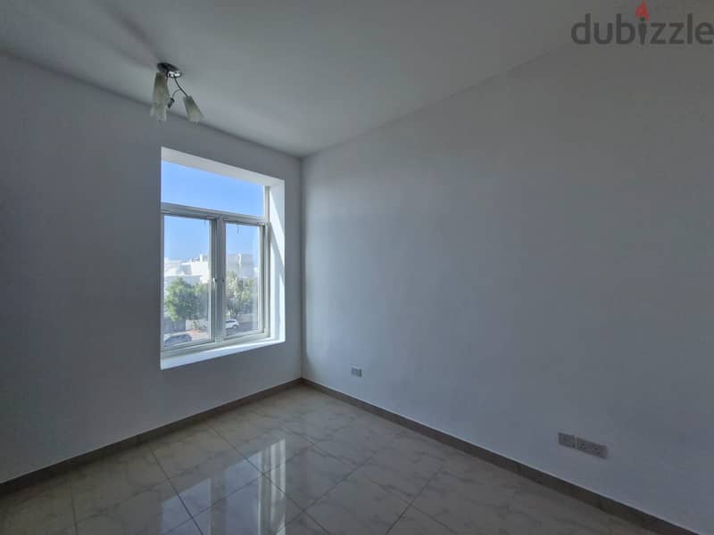 2 BR Great Flat in Shatti Boulevard 6