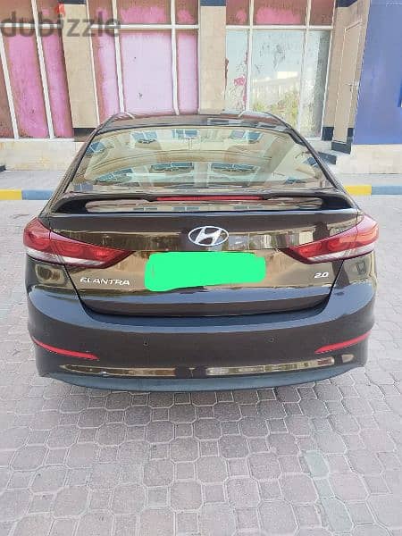 Hyundai Elantra 2018 6