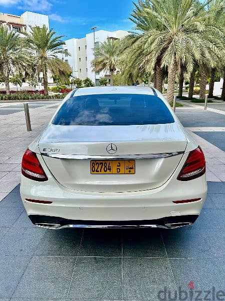 Mercedes-Benz E300 2017 3