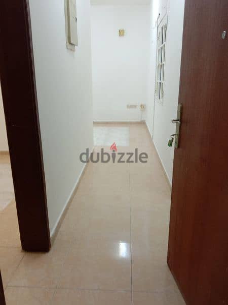 Available flat in Alkhoud souq near for family only 3