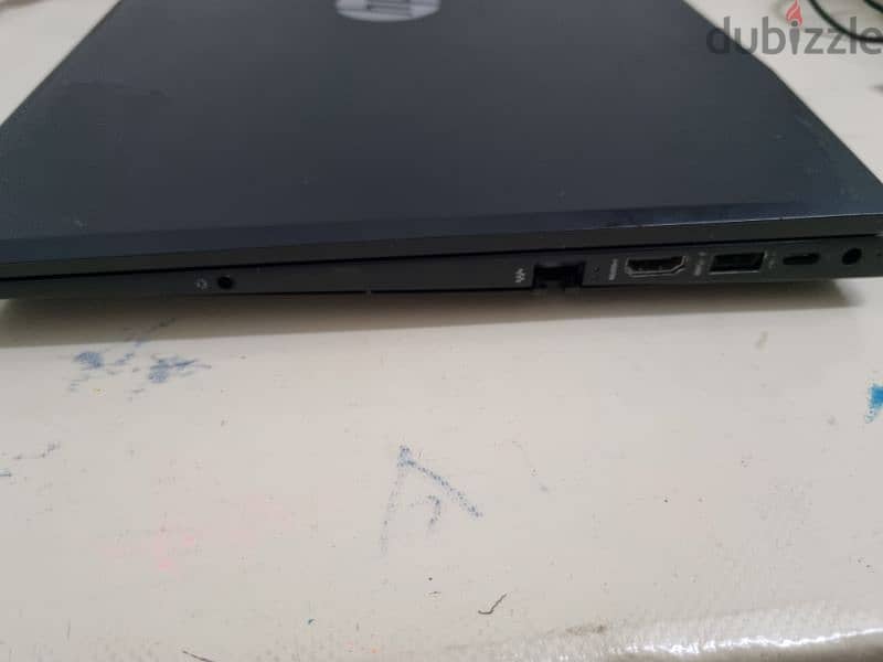 HP pavilion 15 gaming laptop/wosk station 1