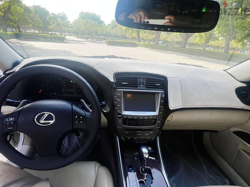 Lexus IS-Series 2010 250 6