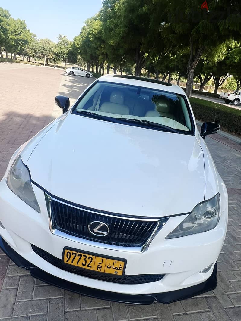 Lexus IS-Series 2010 250 10