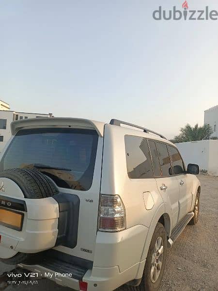 ميتسوبيشي باجيرو 2012 Pajero 2