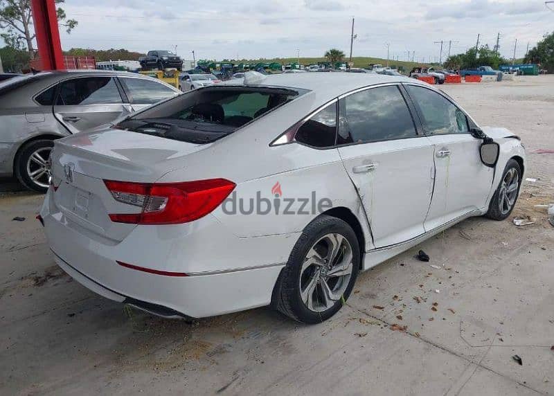 Honda Accord 2018 6