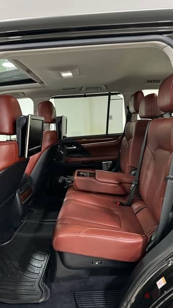 Lexus LX-Series 2016 7