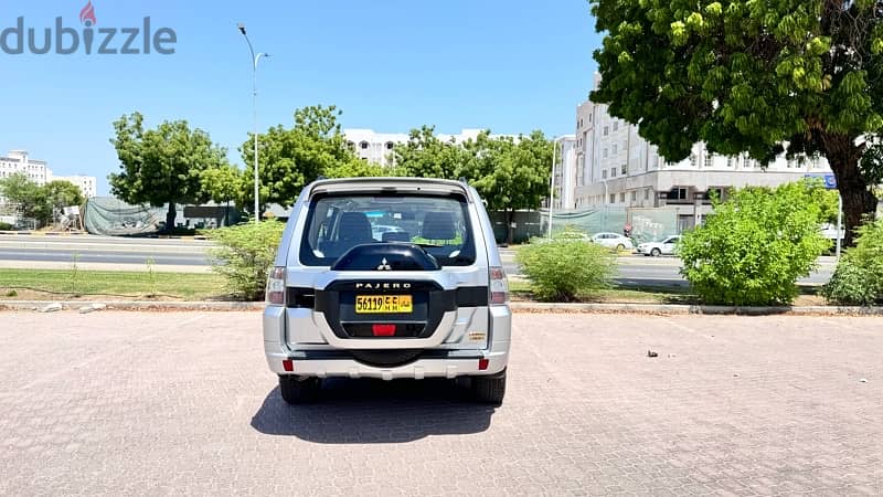 Mitsubishi Pajero 2019 7