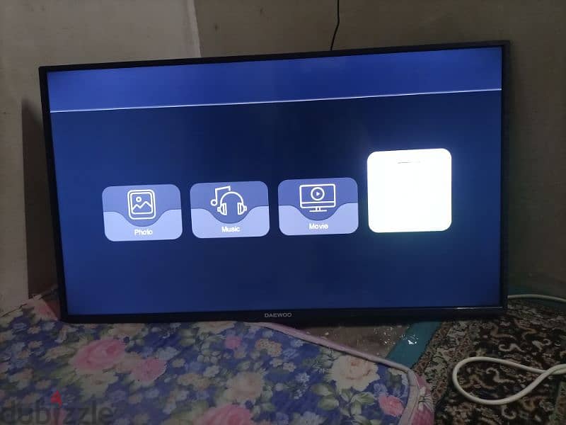 LCD screen TV 39 inch 3