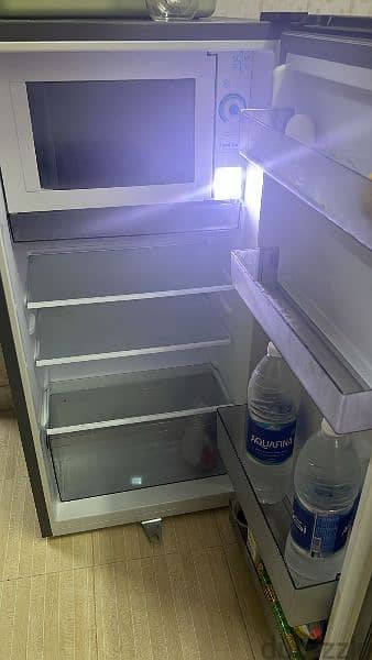 Refrigerator/fridge for sale 1