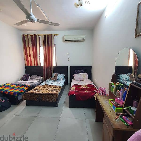 Sharing 3BHK Avbl for Couple/Working Executives(M/F) in Mumtaz Area. 2