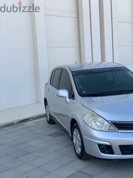 Nissan Tiida 2013 10