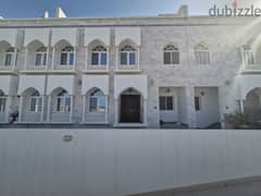 5 BR + 1 Maid’s Room Villa in Qurum 0