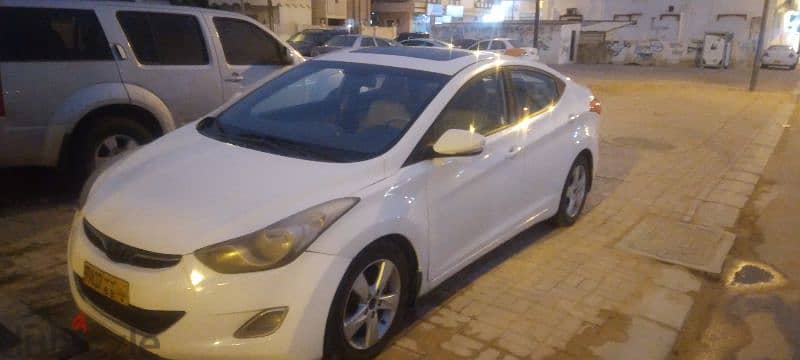 Hyundai Elantra 2012    95140142 1