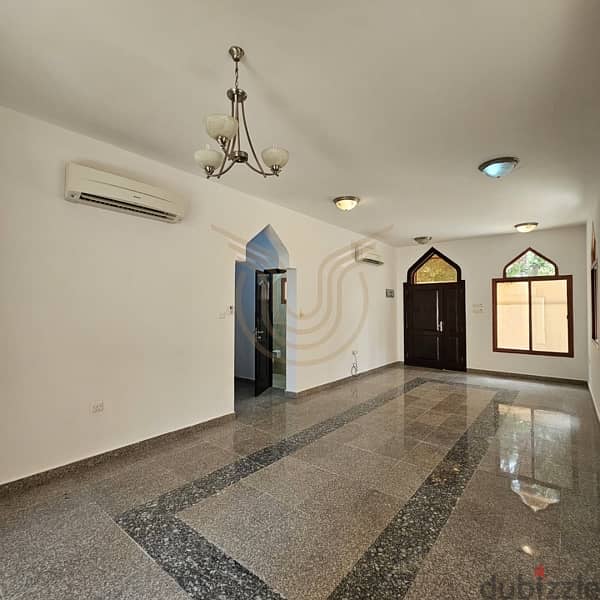 Luxury villa for rent in Bousher, price 400 OMR 3