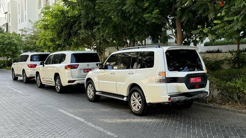 suv pajero2020 nissan patrol 2021 Land Cruiser 2024 for rent 8