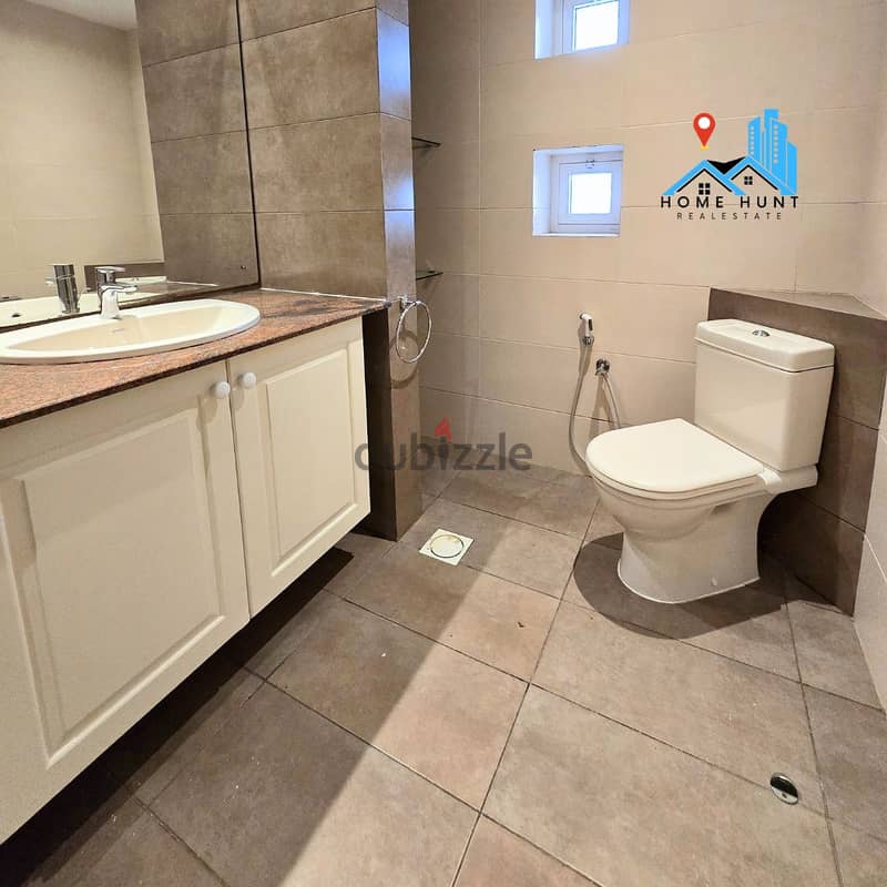 AL QURUM | WELL MAINTAINED 4+1 BR COMPOUND VILLA 10